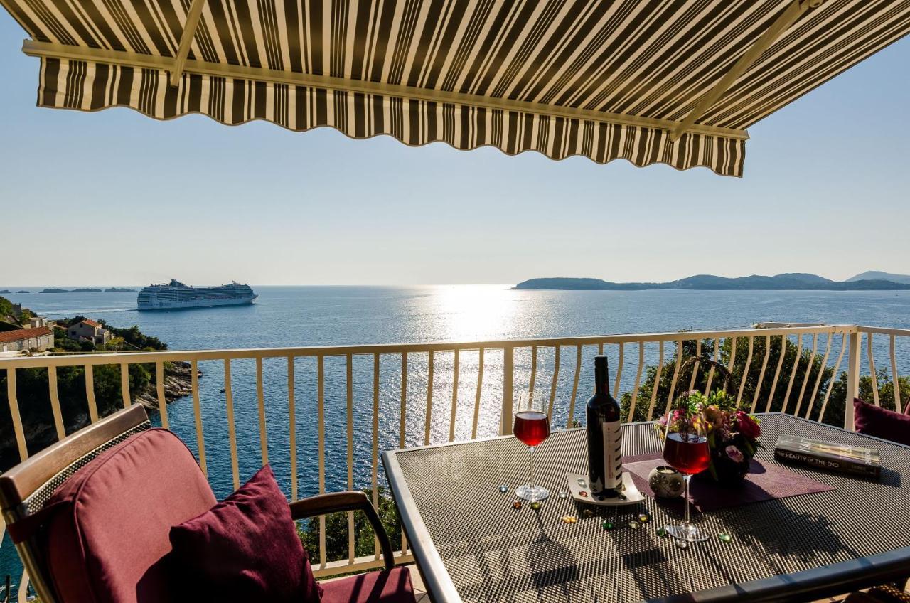 Indy's * Dubrovnik