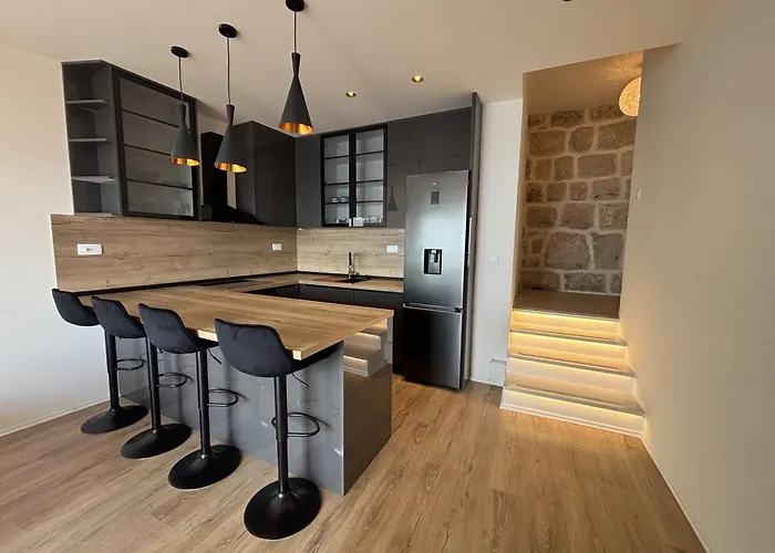 Indy\'S Beach Apartments
